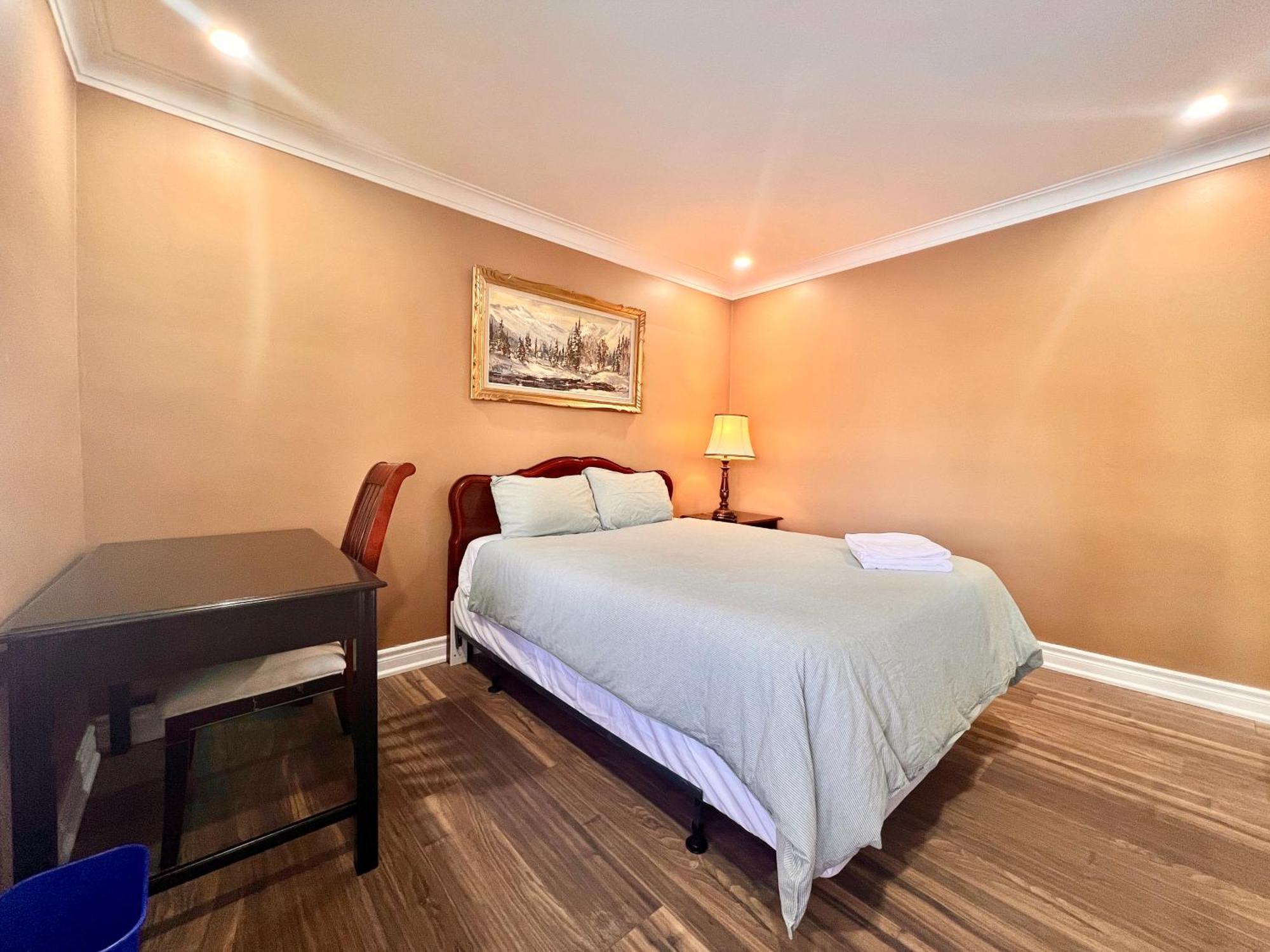 Privatunterkunft Upgraded With Bath 7-min To Subway Near Downsview Rogers Stadium Toronto